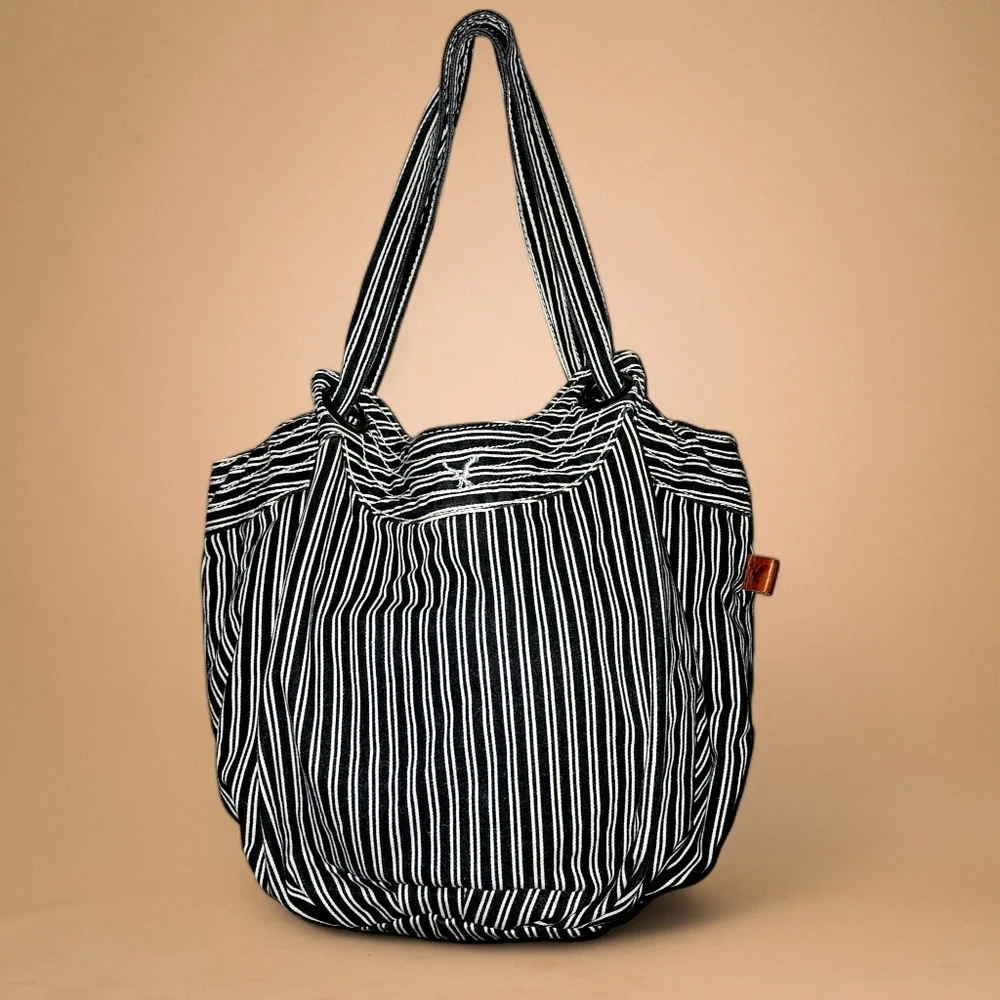 American Eagle Outfitters Hobo